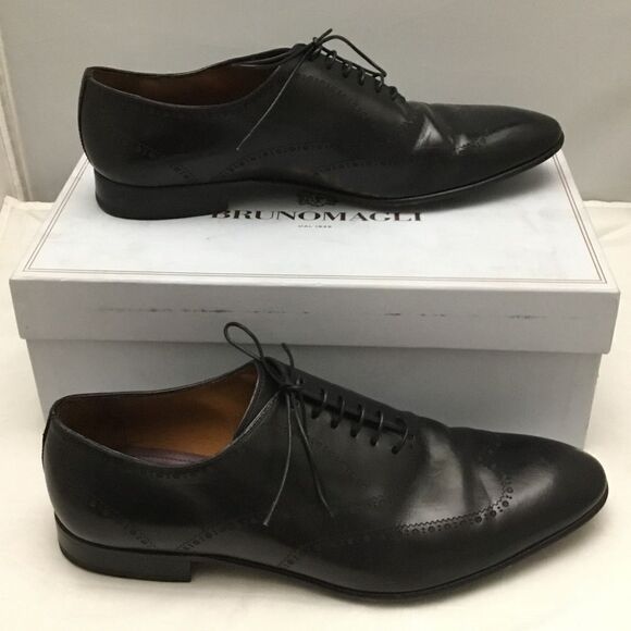 Bruno Magli 'Vittorio' Wingtip Oxfords (B10) - Picture 1 of 8